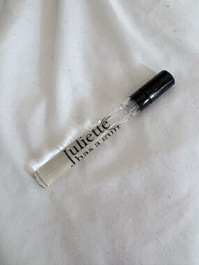 Juliette Has a Gun Ode to Dullness